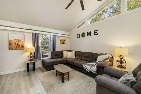 5023 Village Gardens Drive Sarasota FL 34234