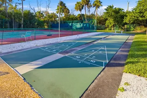 5023 Village Gardens Drive Sarasota FL 34234