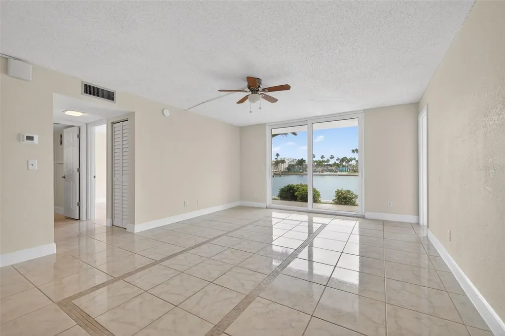 7540 Bay Island Drive S South Pasadena FL 33707
