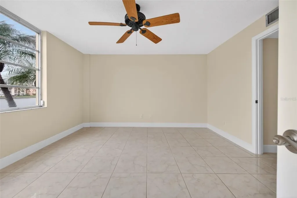 7540 Bay Island Drive S South Pasadena FL 33707
