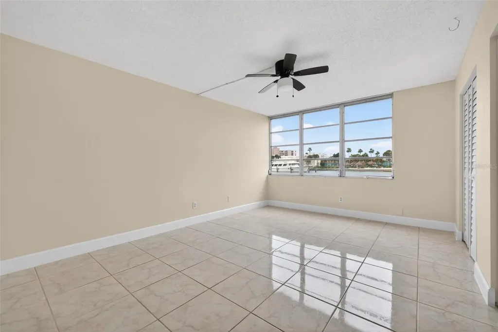 7540 Bay Island Drive S South Pasadena FL 33707