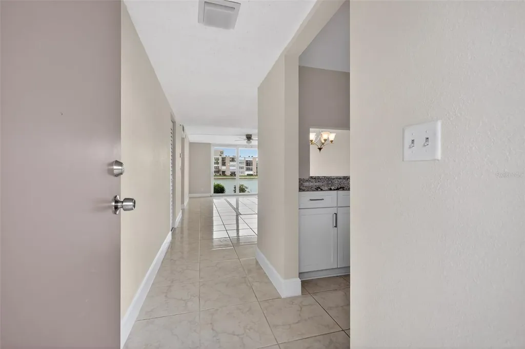 7540 Bay Island Drive S South Pasadena FL 33707