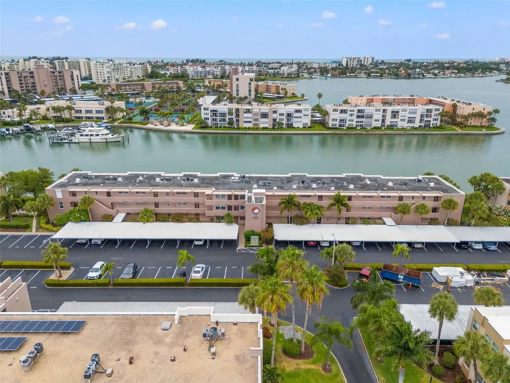 7540 Bay Island Drive S South Pasadena FL 33707