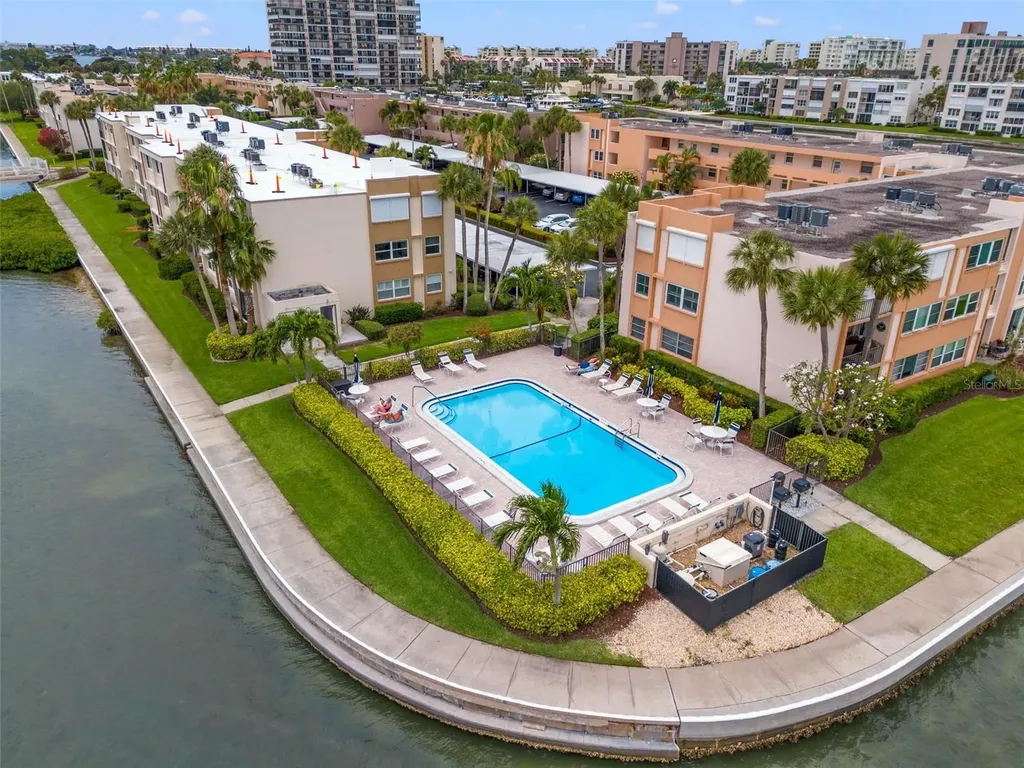 7540 Bay Island Drive S South Pasadena FL 33707