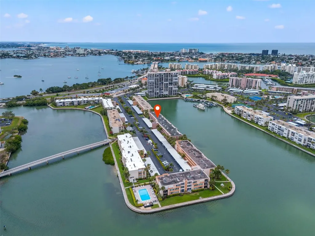 7540 Bay Island Drive S South Pasadena FL 33707