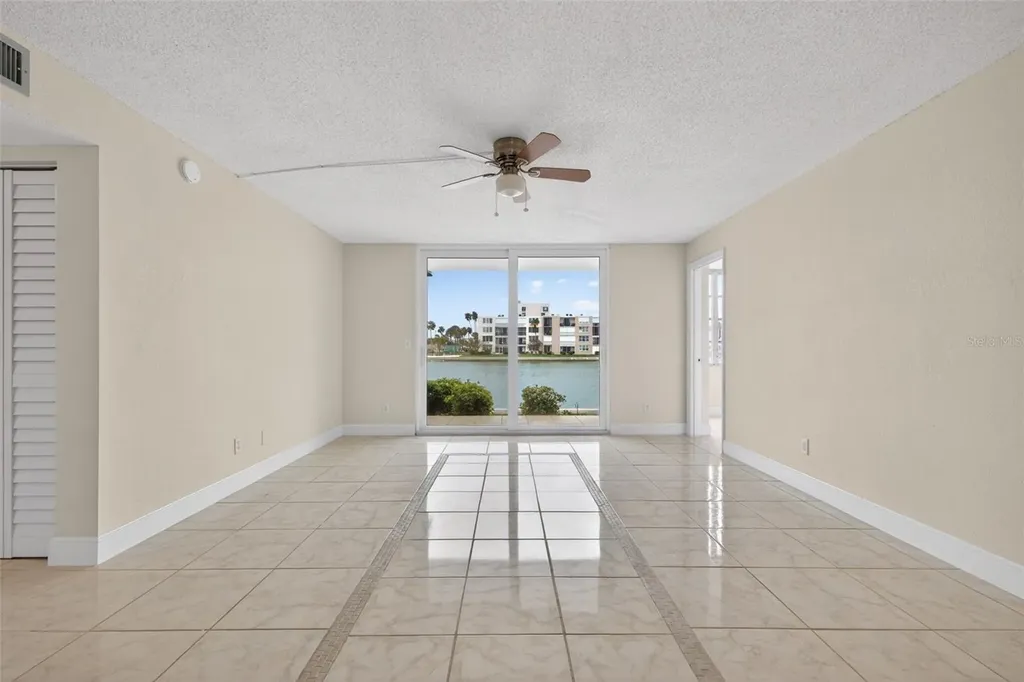 7540 Bay Island Drive S South Pasadena FL 33707