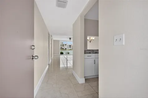 7540 Bay Island Drive S South Pasadena FL 33707
