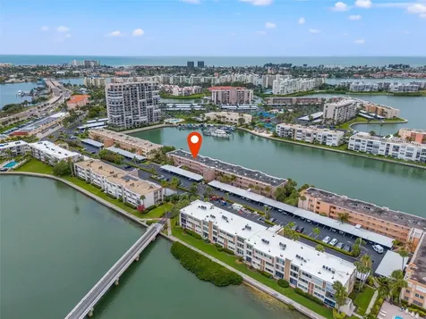 7540 Bay Island Drive S South Pasadena FL 33707