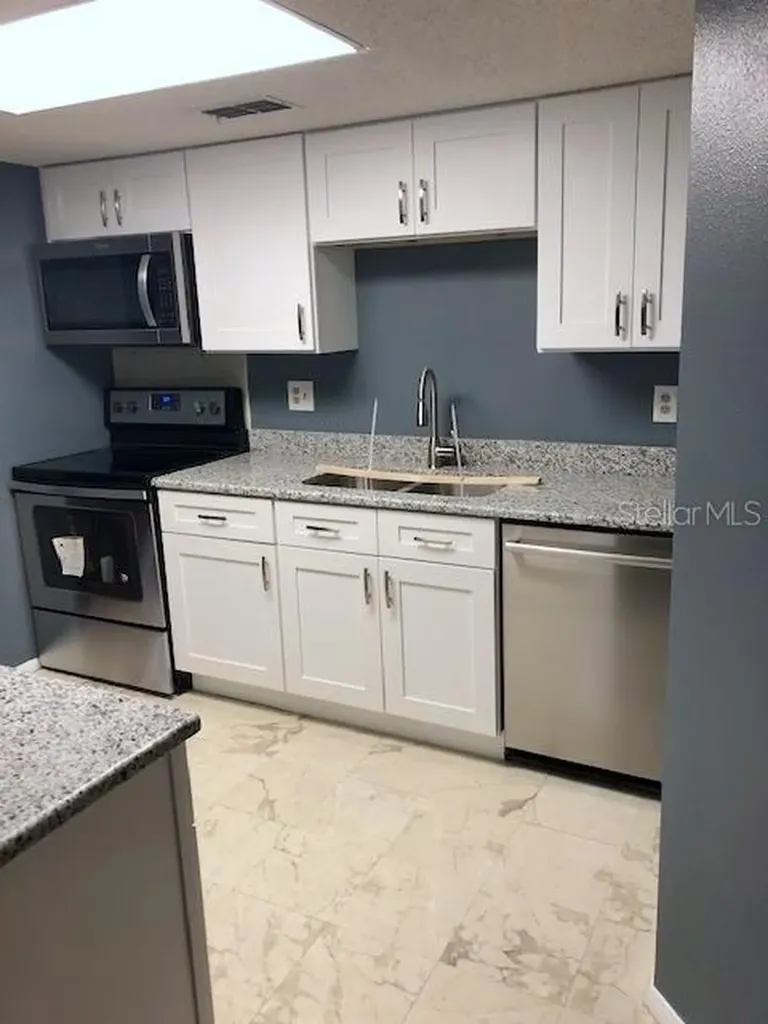 124 Loblolly Court Oldsmar FL 34677