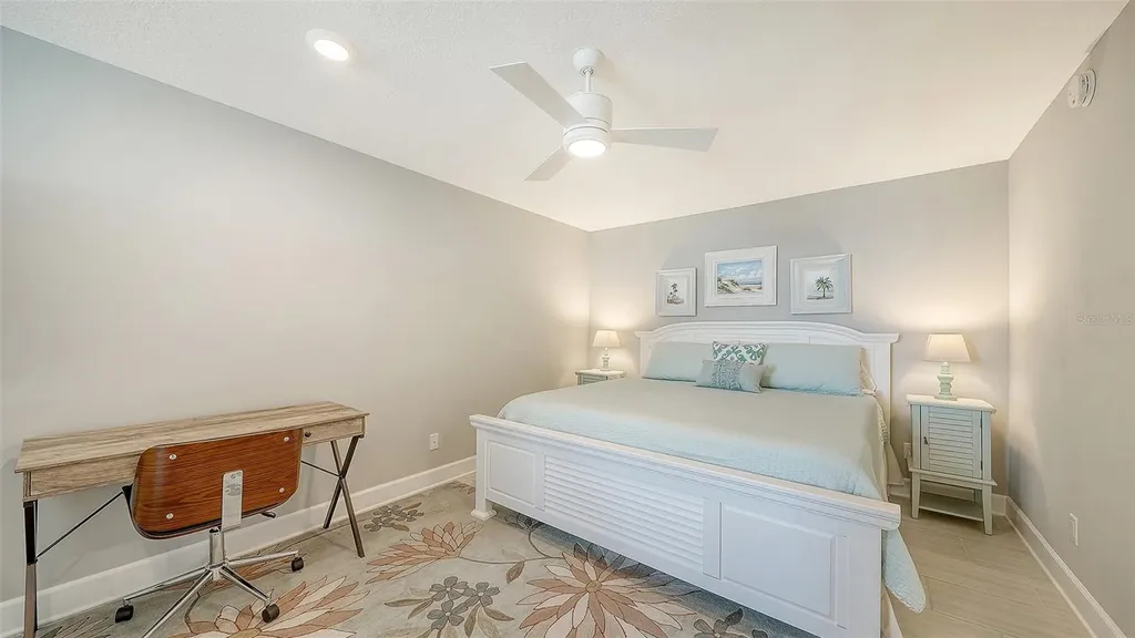 2425 Gulf Of Mexico Drive Longboat Key FL 34228