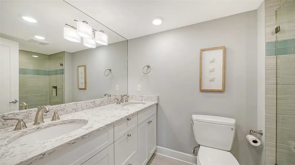 2425 Gulf Of Mexico Drive Longboat Key FL 34228