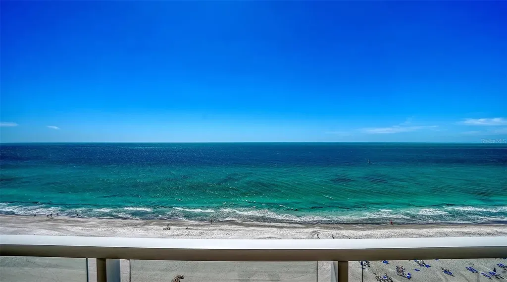 2425 Gulf Of Mexico Drive Longboat Key FL 34228