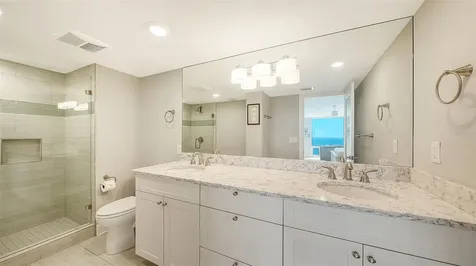 2425 Gulf Of Mexico Drive Longboat Key FL 34228