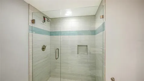 2425 Gulf Of Mexico Drive Longboat Key FL 34228