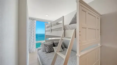 2425 Gulf Of Mexico Drive Longboat Key FL 34228