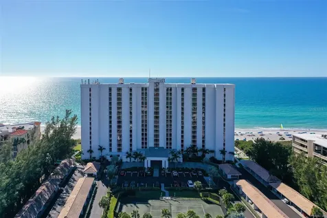 2425 Gulf Of Mexico Drive Longboat Key FL 34228