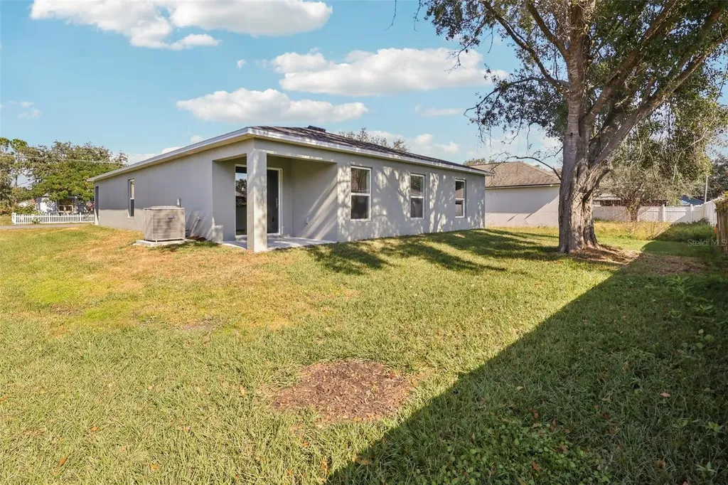 1341 Stone Ridge Circle Sebring FL 33870
