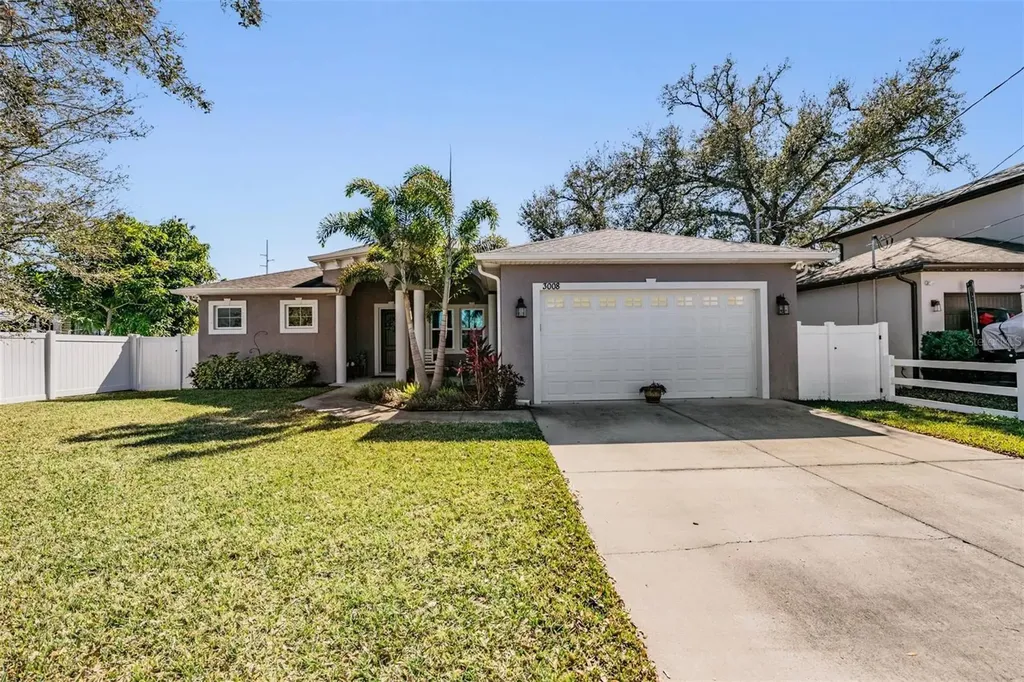 3008 W Leroy Street Tampa FL 33607