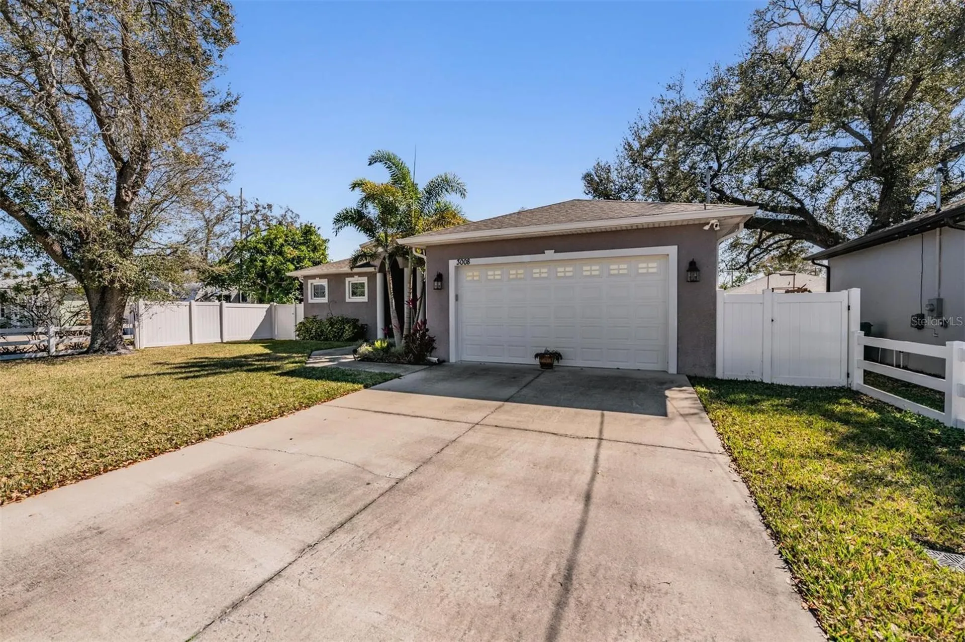 3008 W Leroy Street Tampa FL 33607