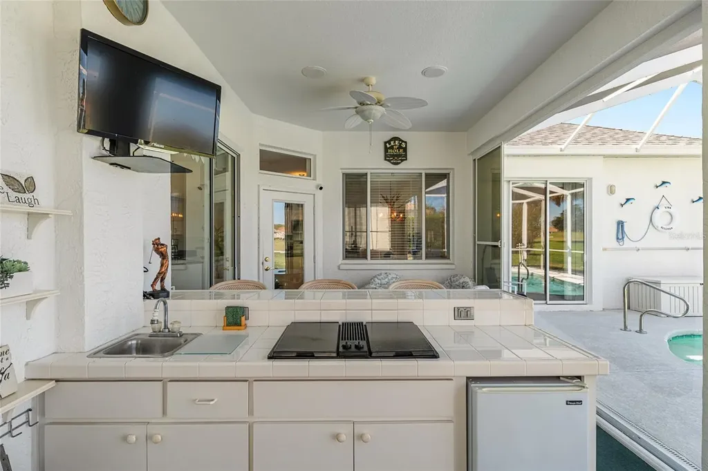5711 NW 25th Loop Ocala FL 34482