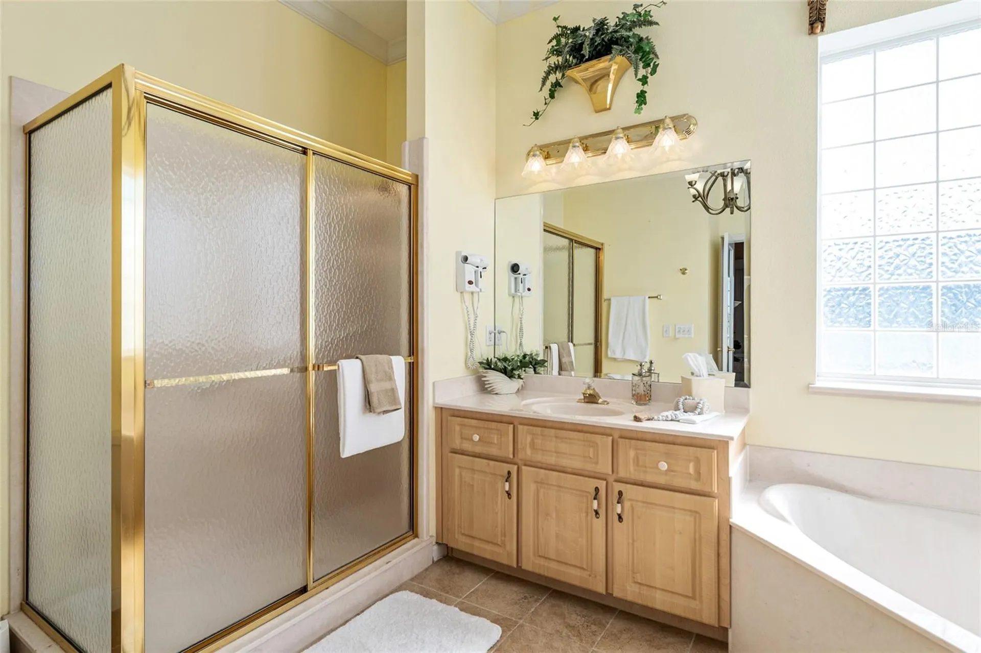 5711 NW 25th Loop Ocala FL 34482