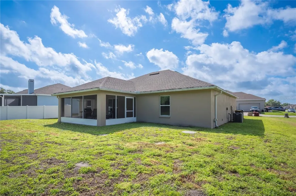 1882 Creeks Vista Boulevard Lakeland FL 33810