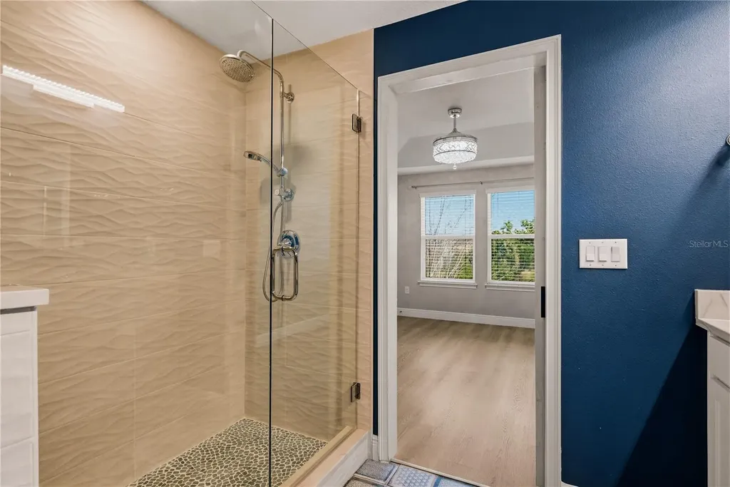 1008 Mango Court Oldsmar FL 34677