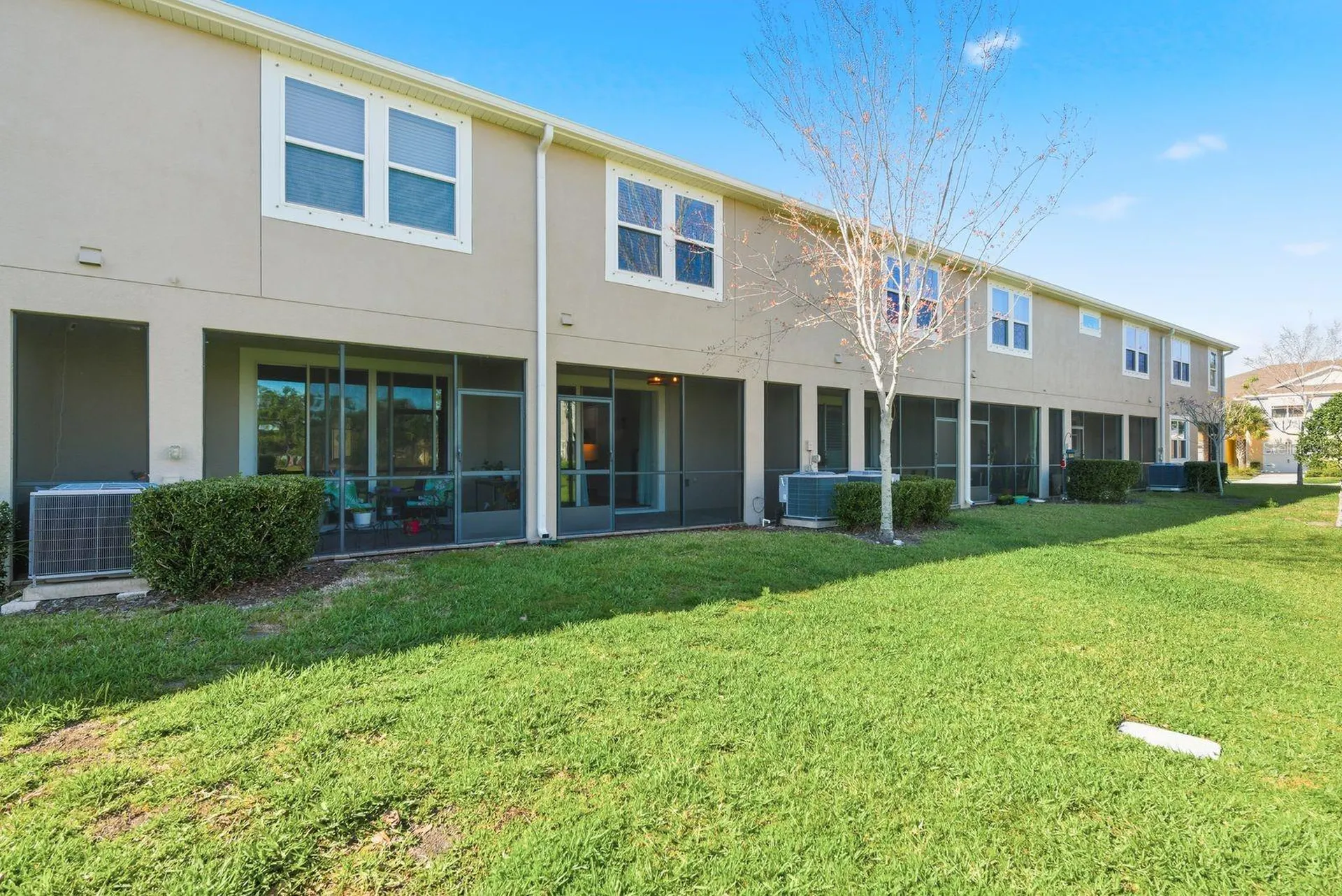 1008 Mango Court Oldsmar FL 34677