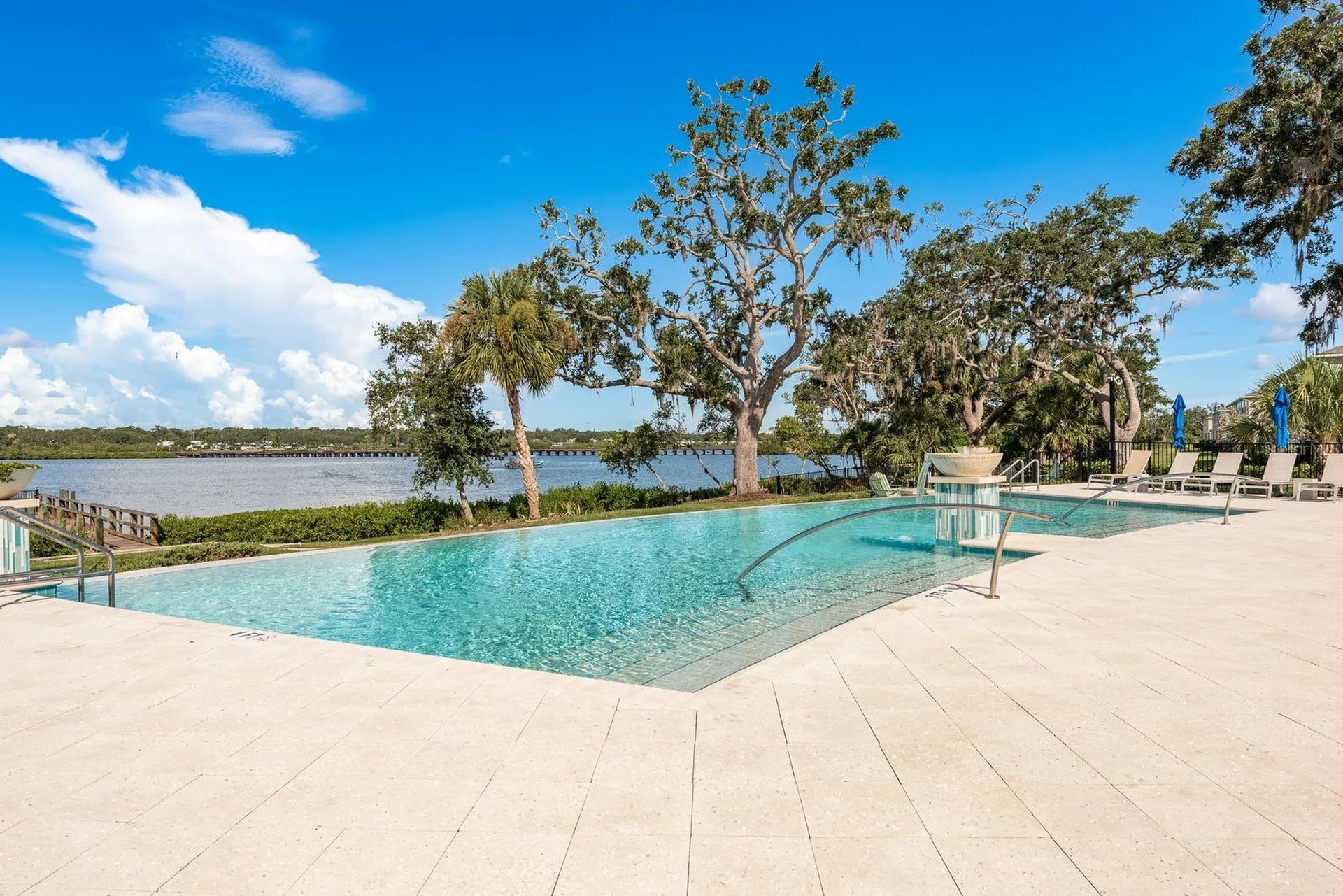 1008 Mango Court Oldsmar FL 34677