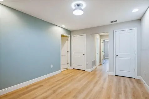 1008 Mango Court Oldsmar FL 34677