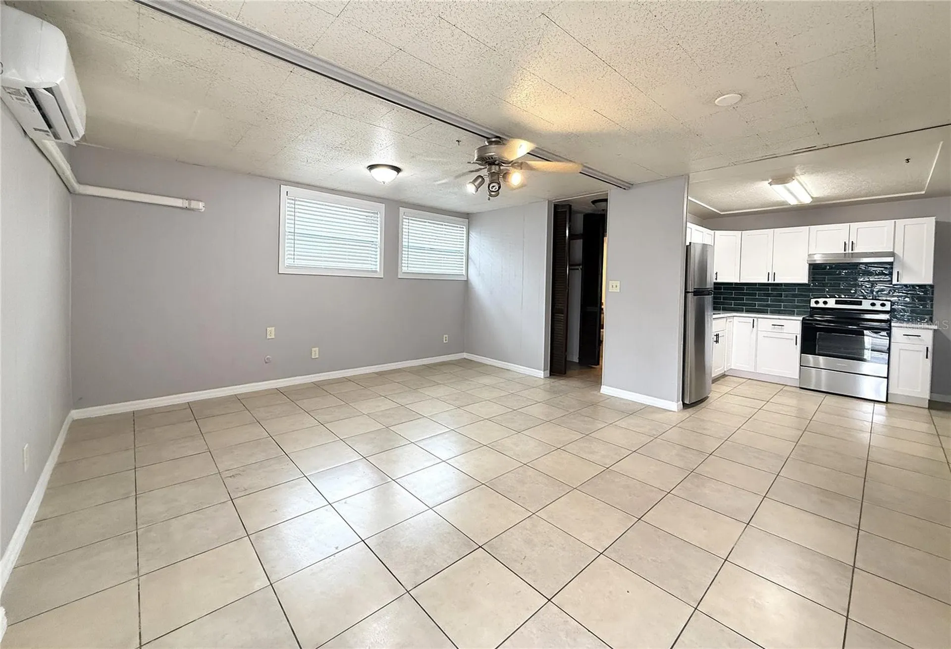 3022 W Walnut Street Tampa FL 33607