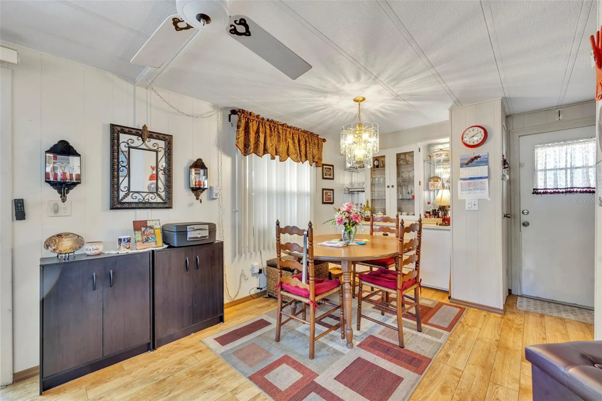 223 Paradise S Leesburg FL 34788
