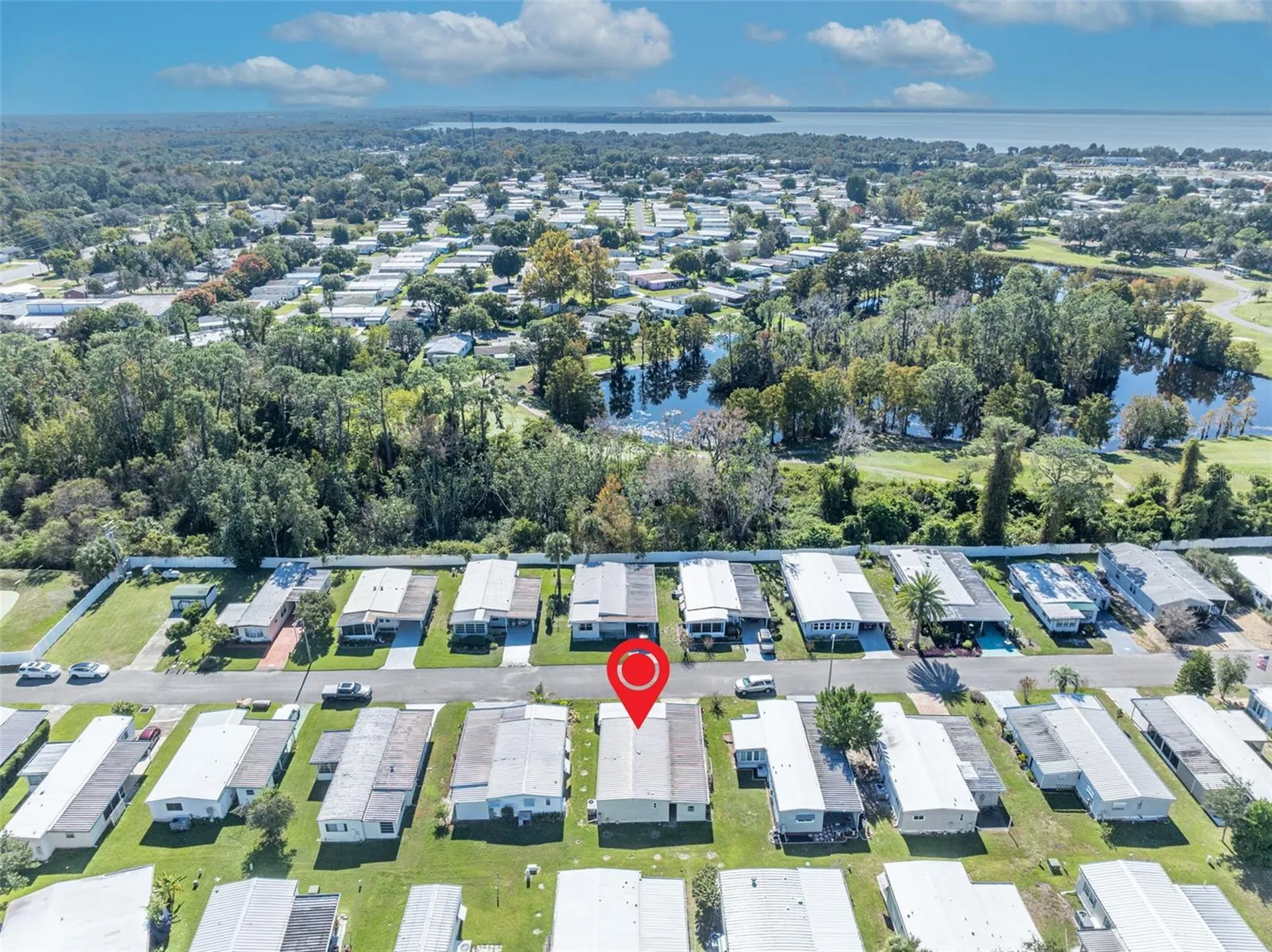 223 Paradise S Leesburg FL 34788