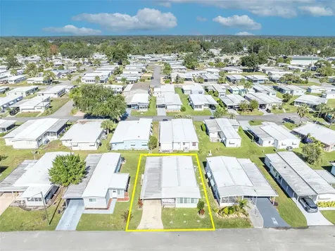 223 Paradise S Leesburg FL 34788
