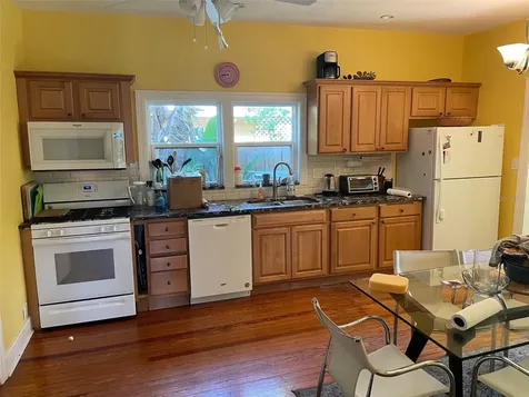 475 22nd Avenue N St Petersburg FL 33704