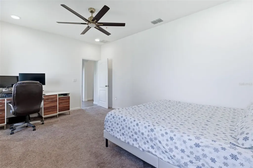 1147 Franklin Tree Lane Sanford FL 32771