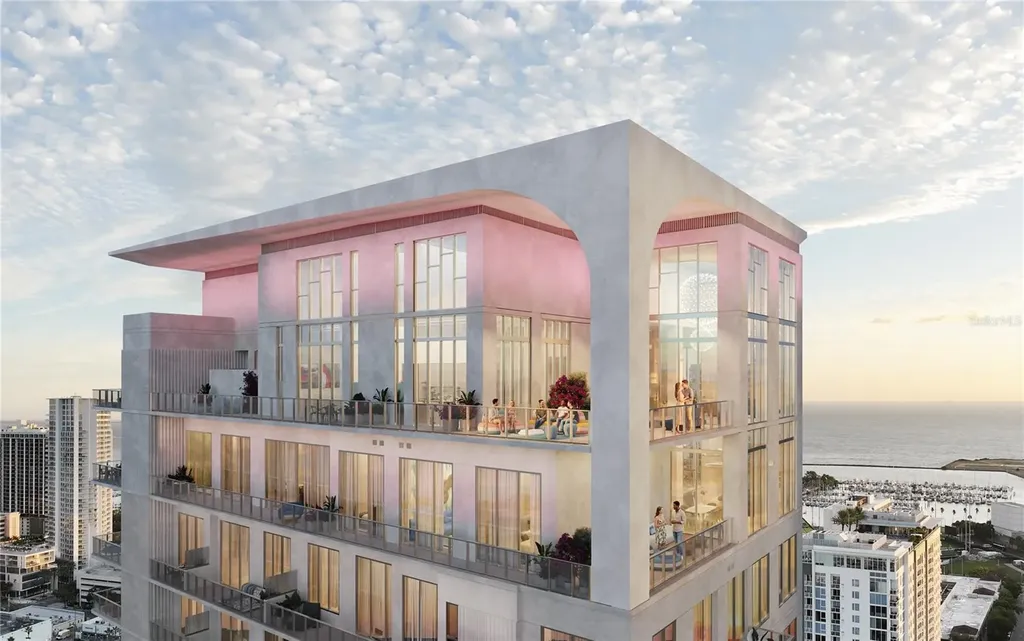 344 4th Street S St Petersburg FL 33701