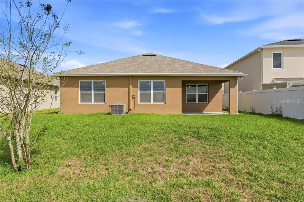 2829 Grandbury Grove Road Lakeland FL 33811