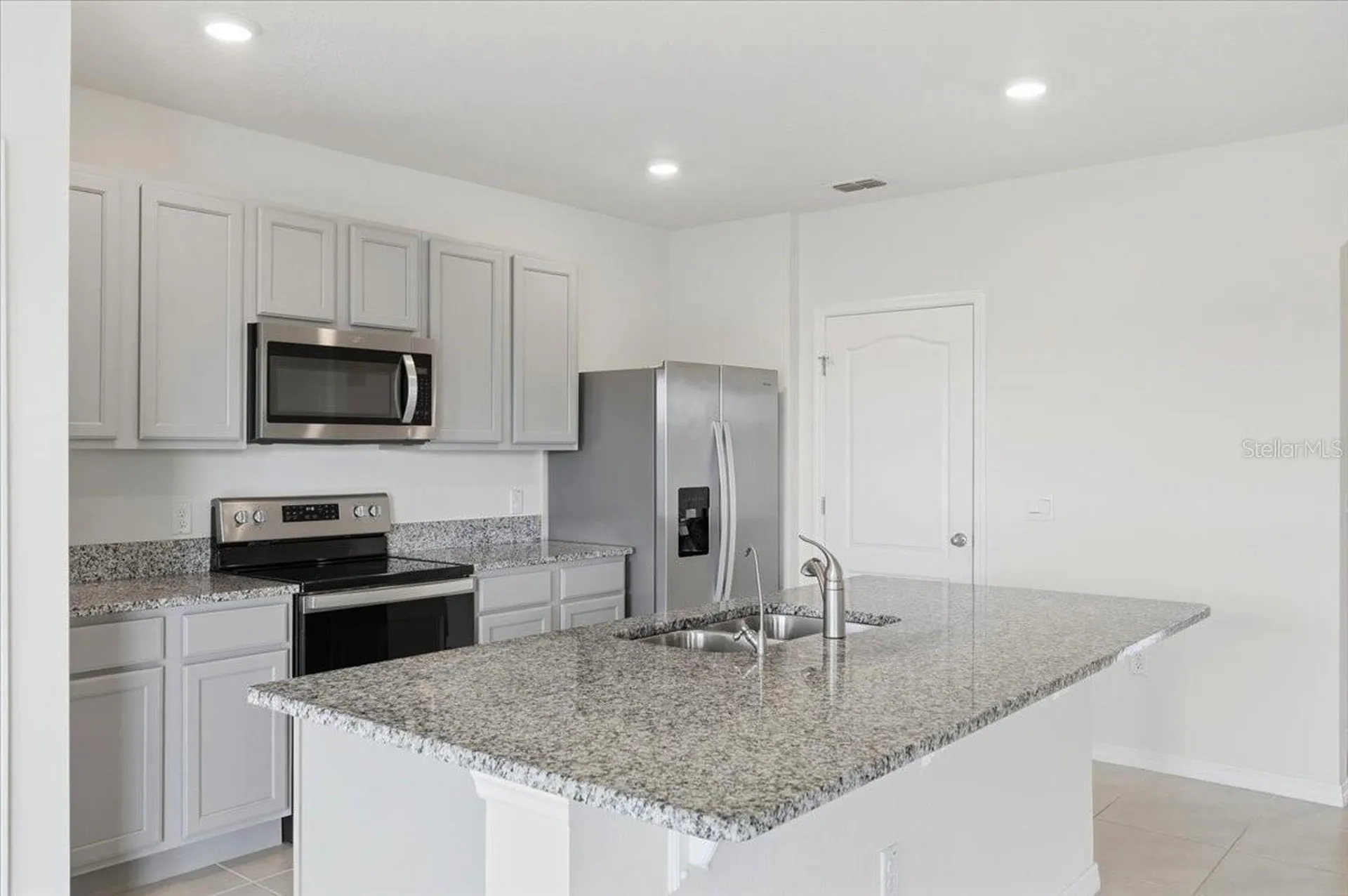 2829 Grandbury Grove Road Lakeland FL 33811