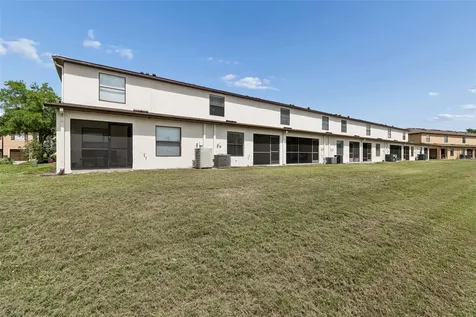 2634 Edgewater Falls Drive Brandon FL 33511
