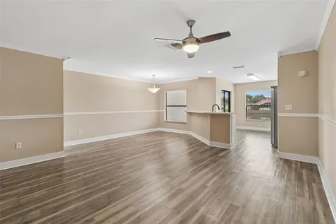 2634 Edgewater Falls Drive Brandon FL 33511