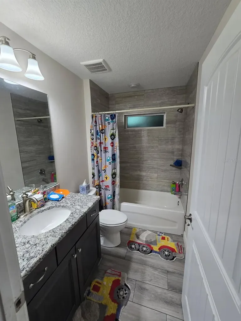 854 Fisher Road Ocklawaha FL 32179
