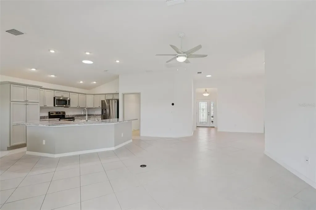3279 Dzuro Drive Oxford FL 34484
