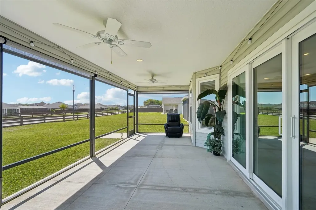 3279 Dzuro Drive Oxford FL 34484