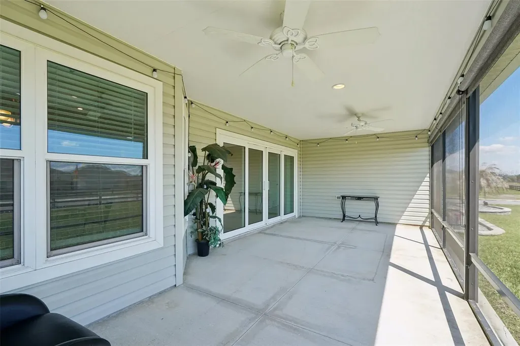 3279 Dzuro Drive Oxford FL 34484
