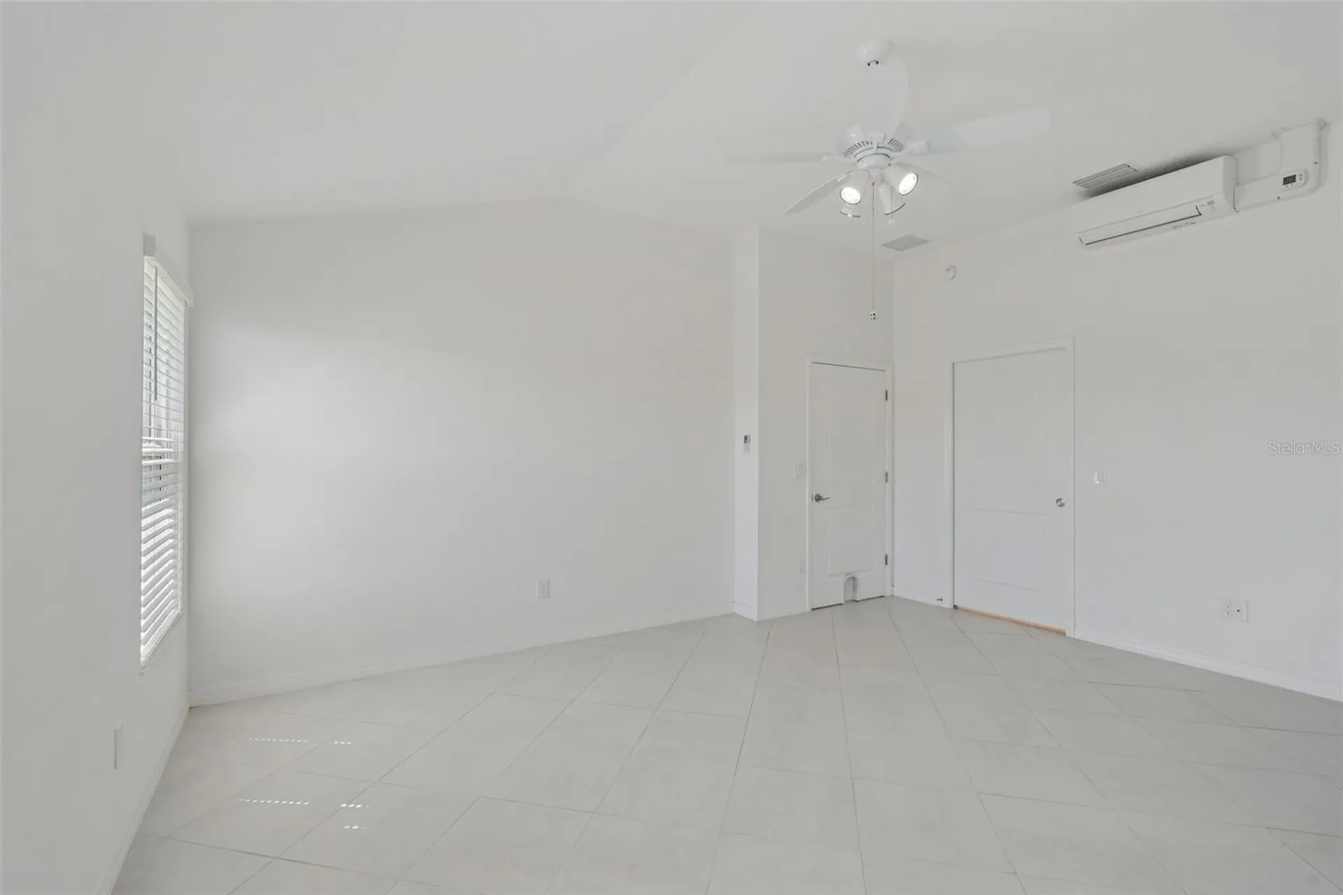3279 Dzuro Drive Oxford FL 34484
