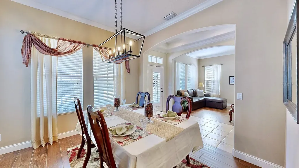 310 Manns Harbor Drive Apollo Beach FL 33572