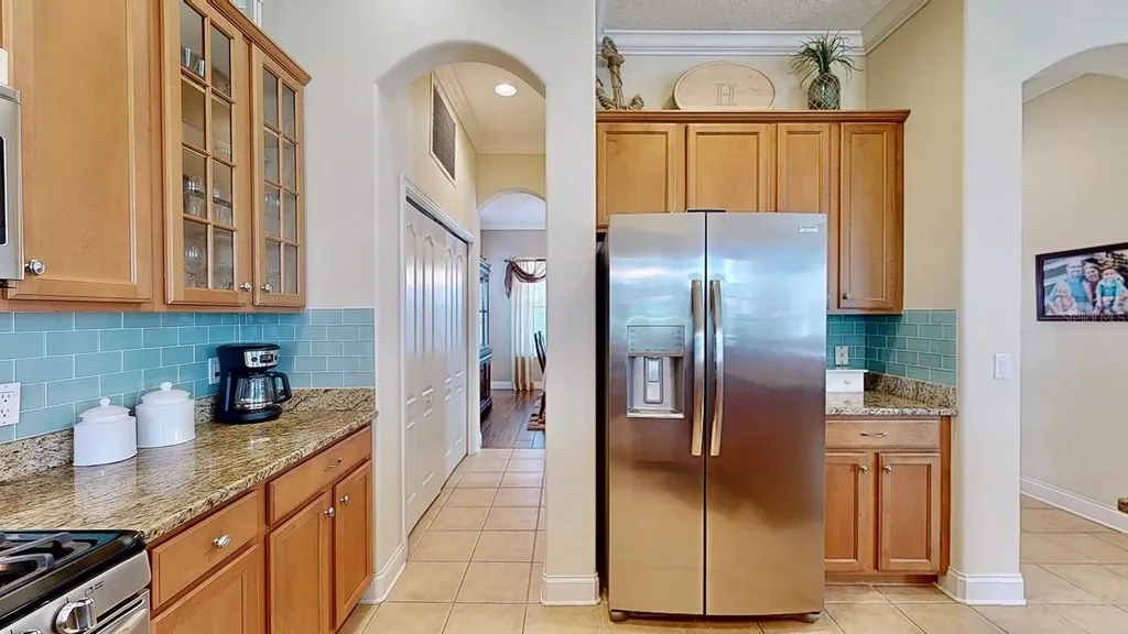 310 Manns Harbor Drive Apollo Beach FL 33572