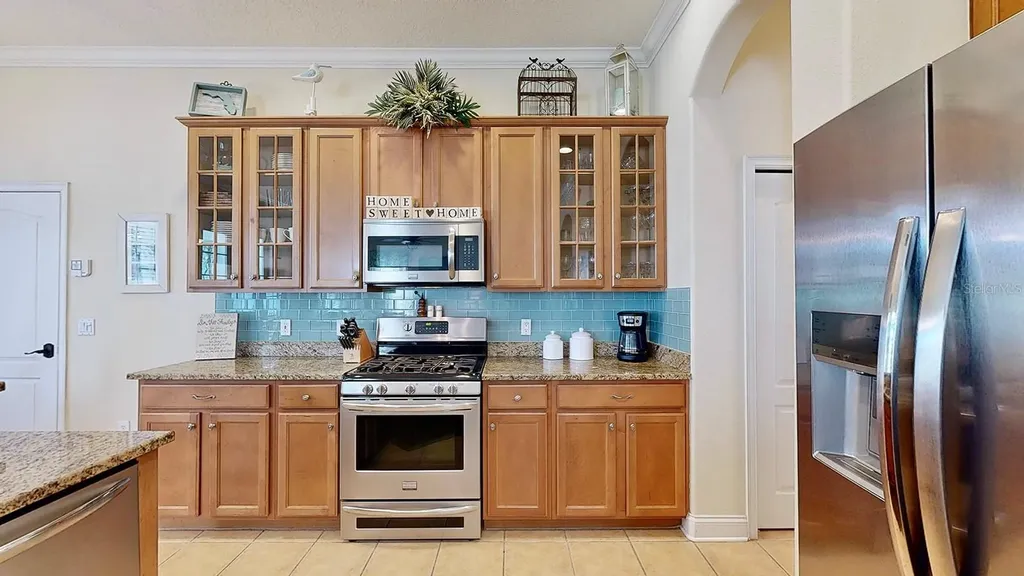 310 Manns Harbor Drive Apollo Beach FL 33572