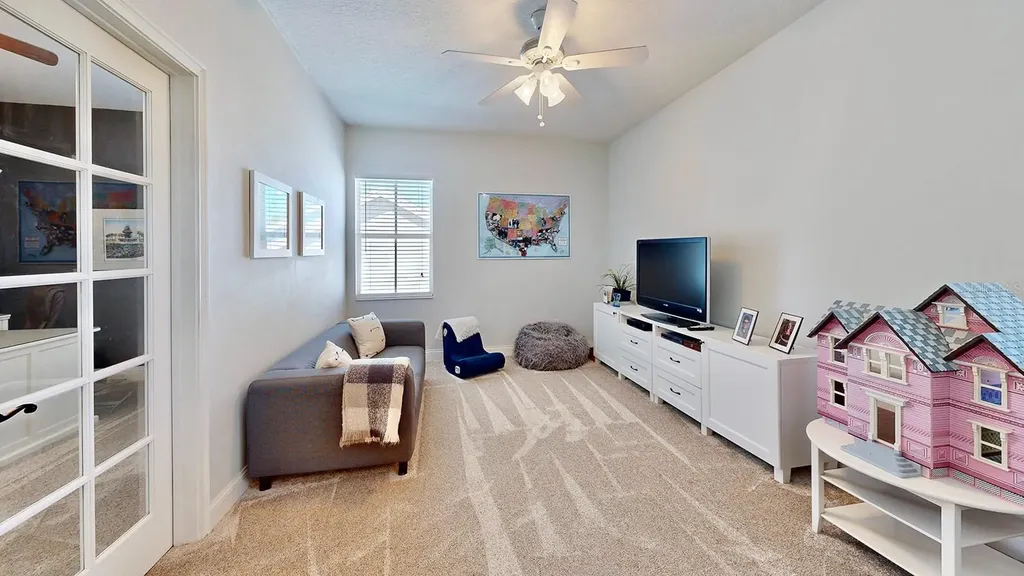 310 Manns Harbor Drive Apollo Beach FL 33572